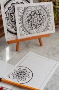Photo "Adult Explorers: The Benefits of Coloring for Emotional Healing"