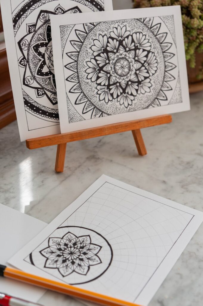 Photo "Adult Explorers: The Benefits of Coloring for Emotional Healing"
