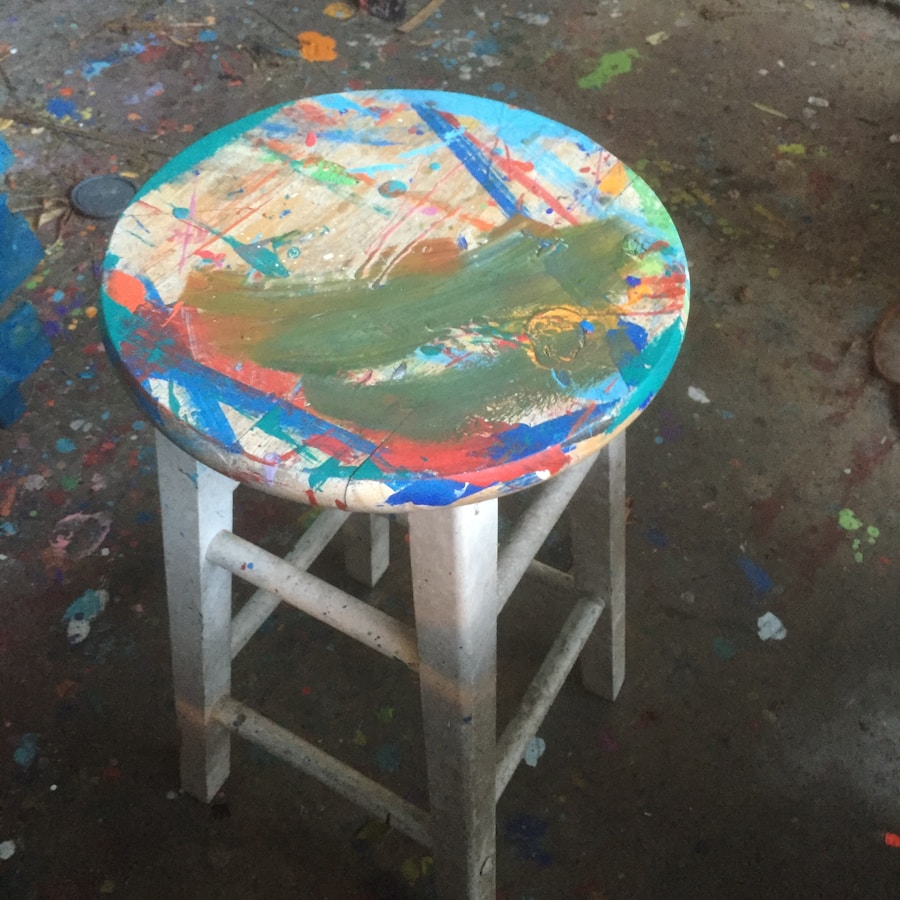 Photo Teens Hub: Upcycle It! Turn Trash into Treasure Art