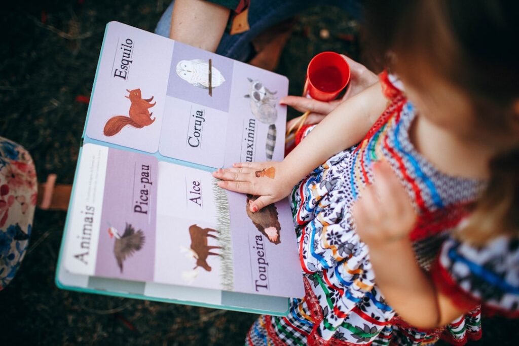 Photo Coloring Helps Toddlers Learn About Time