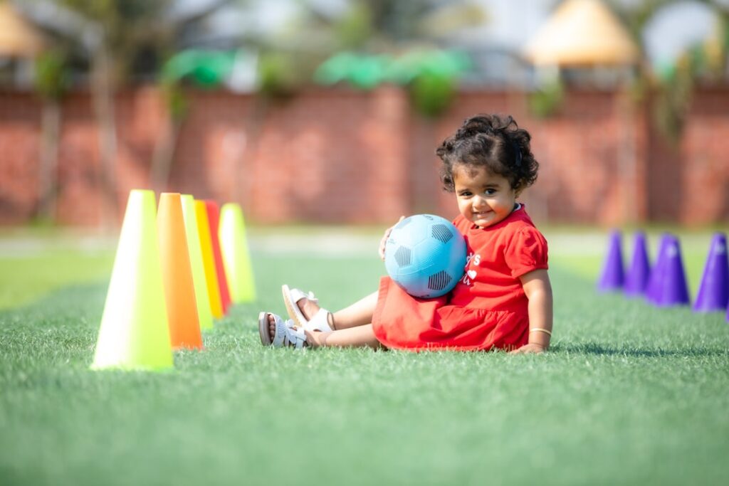 Toddler Tots: Seeing Bright Red Apples and Blue Skies