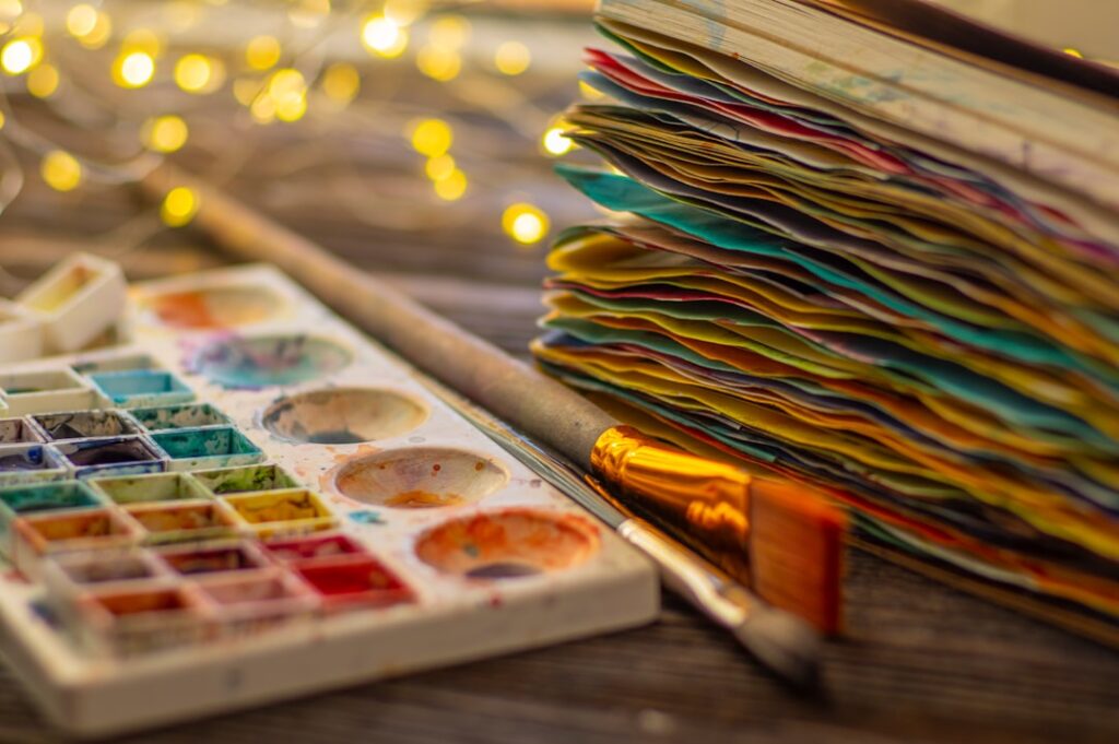 Adult Explorers: Creative Journaling for Emotional Wellness and Growth