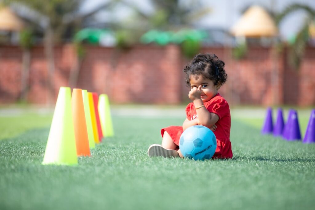 Toddler Tots: Big Bright Colors and Messy Fun at Home